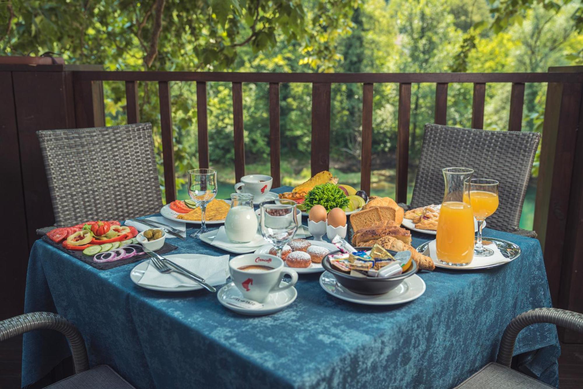 Hotel Tazz - River Front Oasis Collection Bihać Εξωτερικό φωτογραφία