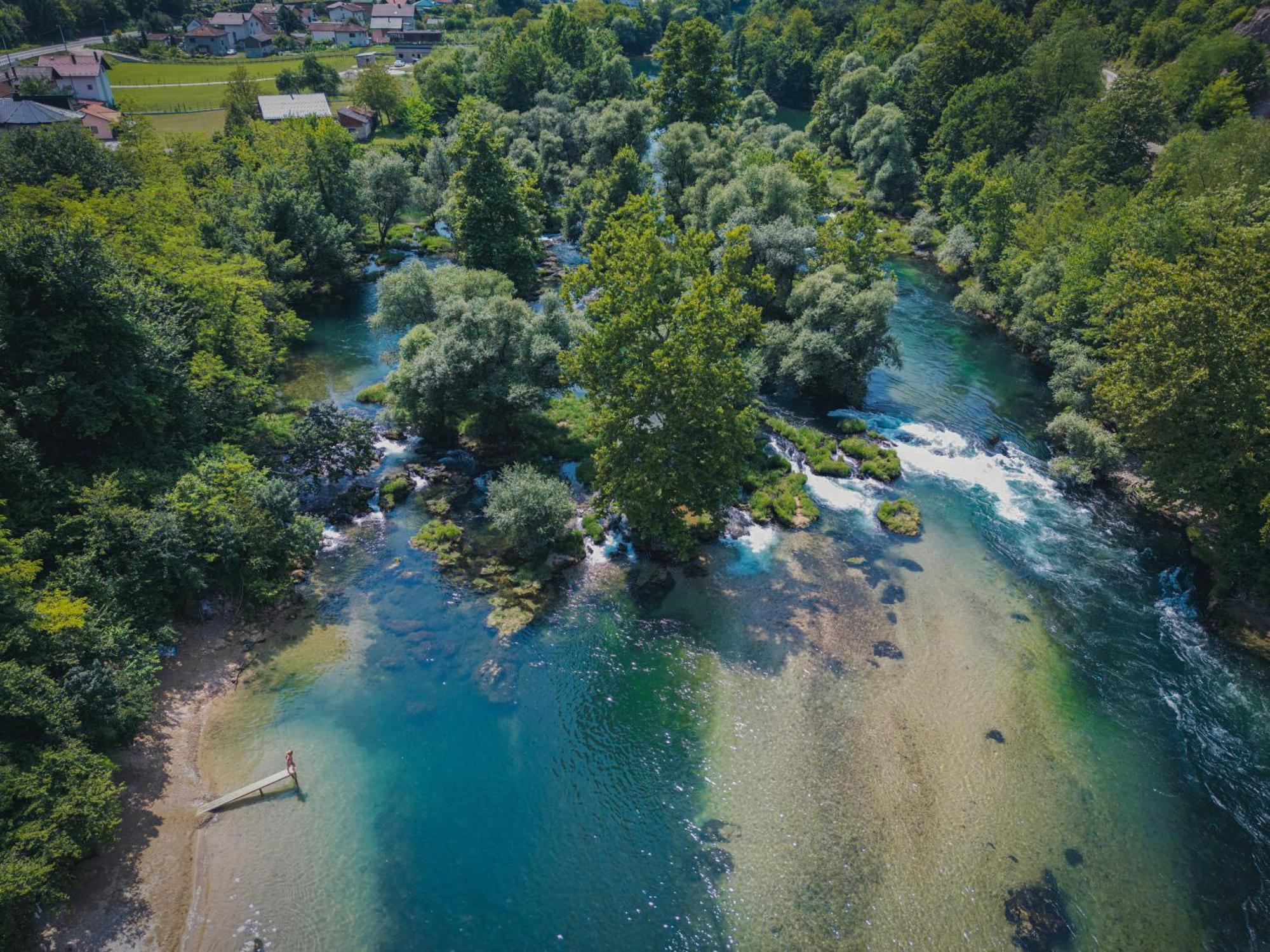 Hotel Tazz - River Front Oasis Collection Bihać Εξωτερικό φωτογραφία