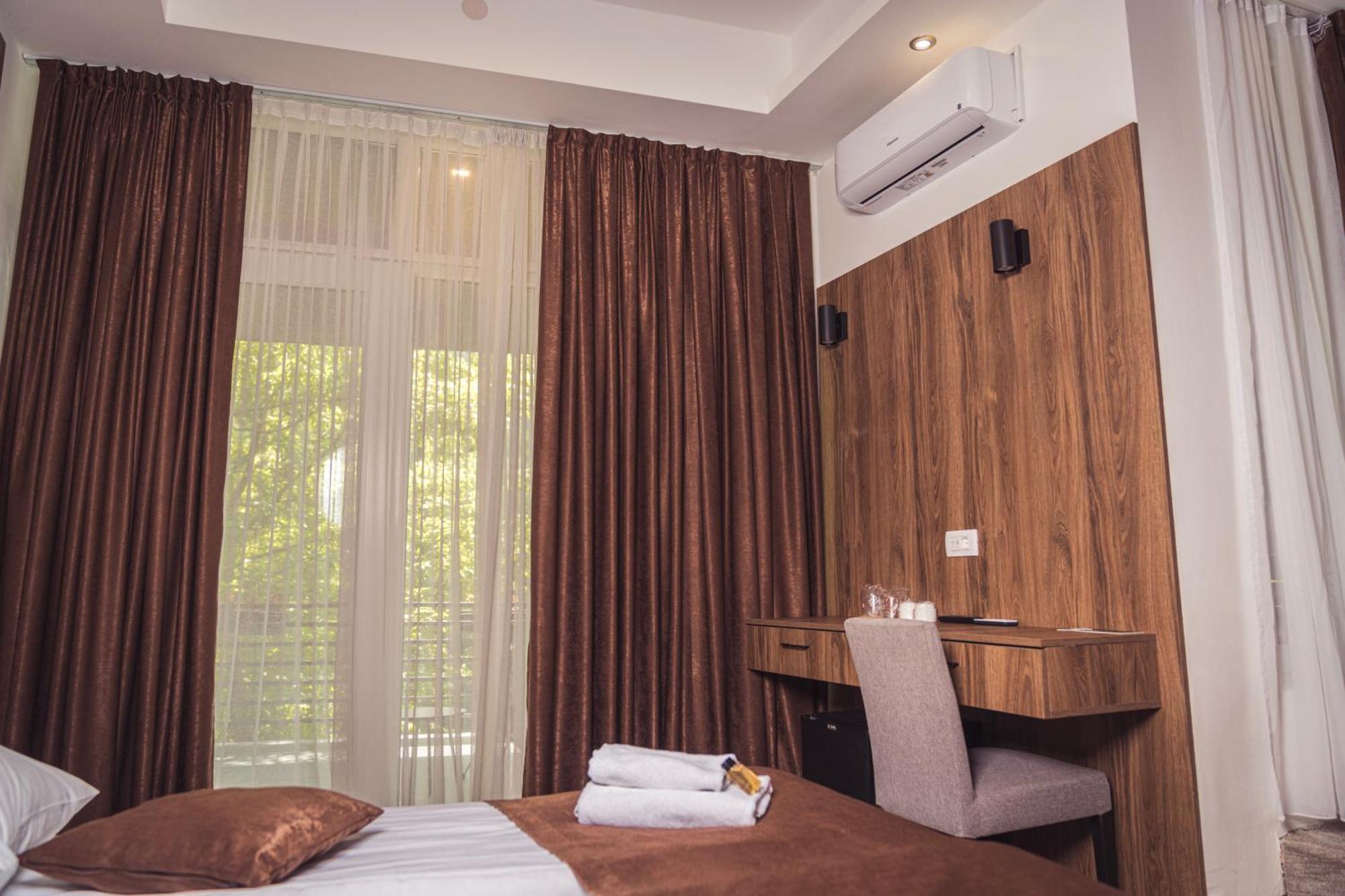 Hotel Tazz - River Front Oasis Collection Bihać Εξωτερικό φωτογραφία